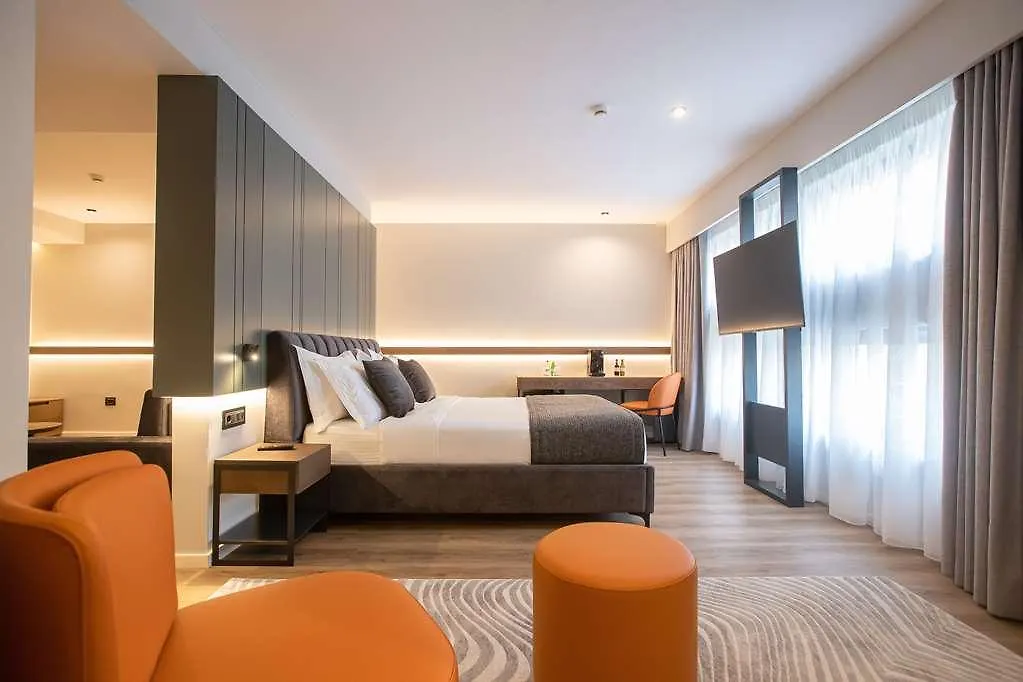 Hotel Elisa Tirana Affiliated By Melia 0*,
